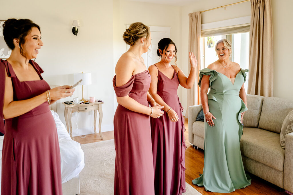 Bride and bridesmaids get ready for wedding ceremony at ash point estate boothbay owls head